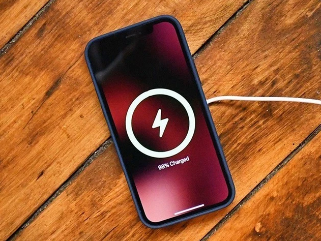 阿鲁科尔沁苹果手机维修分享iPhone 12可以随便充电吗 
